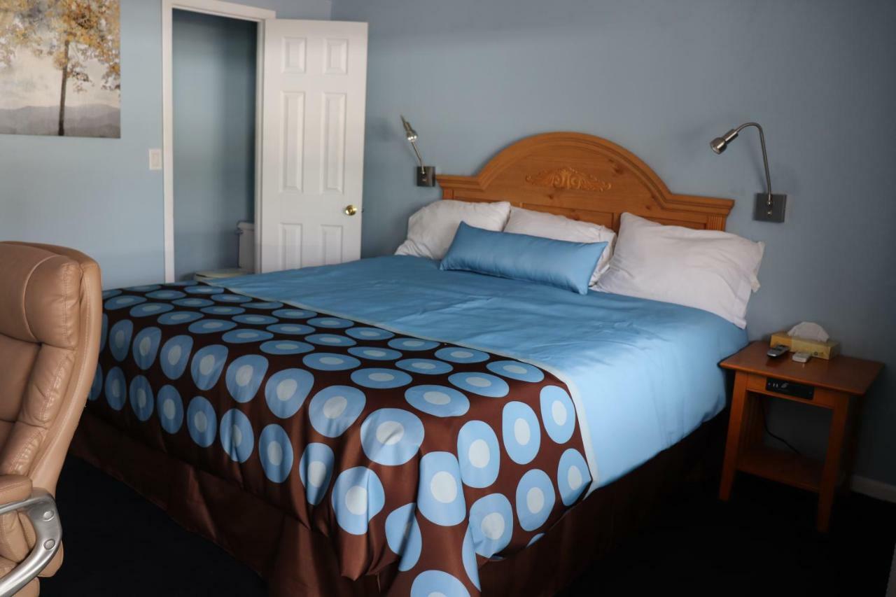 Hitching Post Country Motel Cornwall Esterno foto