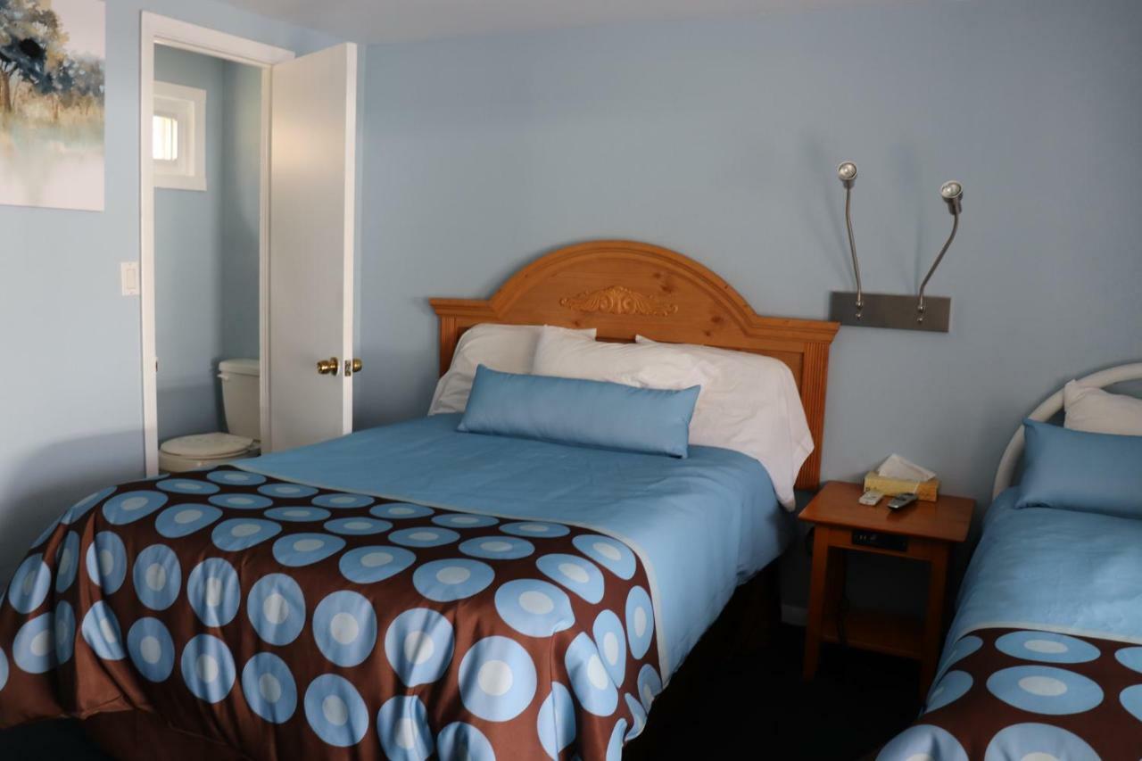 Hitching Post Country Motel Cornwall Esterno foto