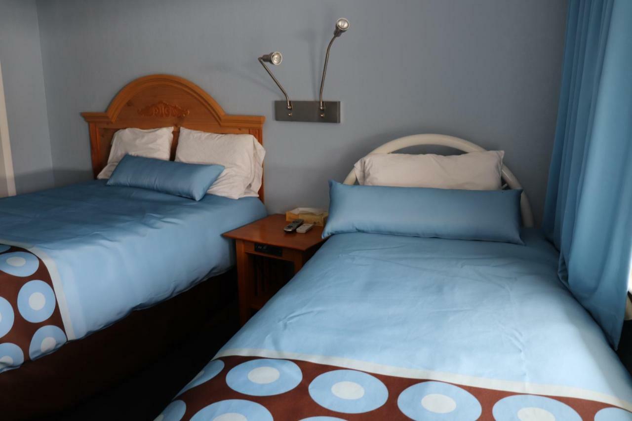Hitching Post Country Motel Cornwall Esterno foto