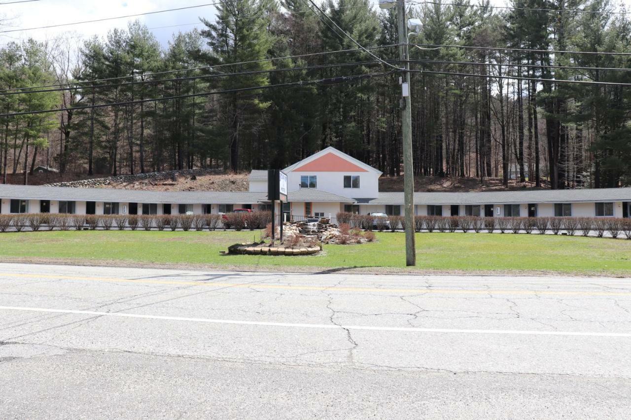 Hitching Post Country Motel Cornwall Esterno foto