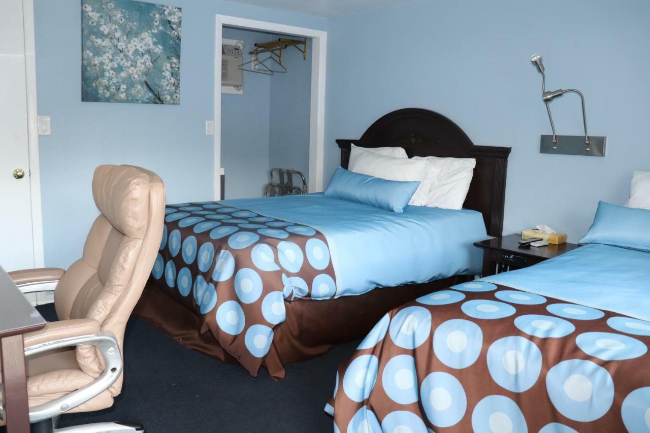 Hitching Post Country Motel Cornwall Esterno foto