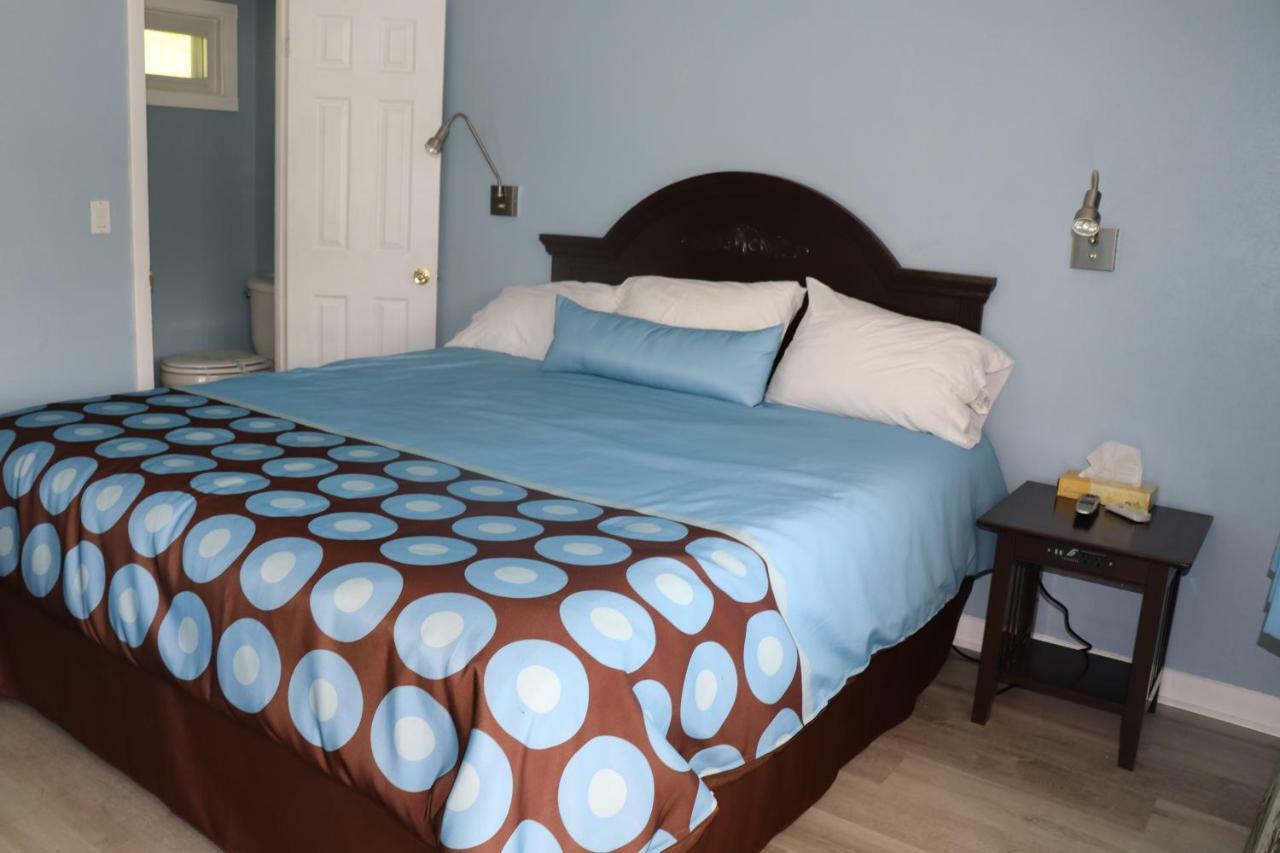 Hitching Post Country Motel Cornwall Esterno foto