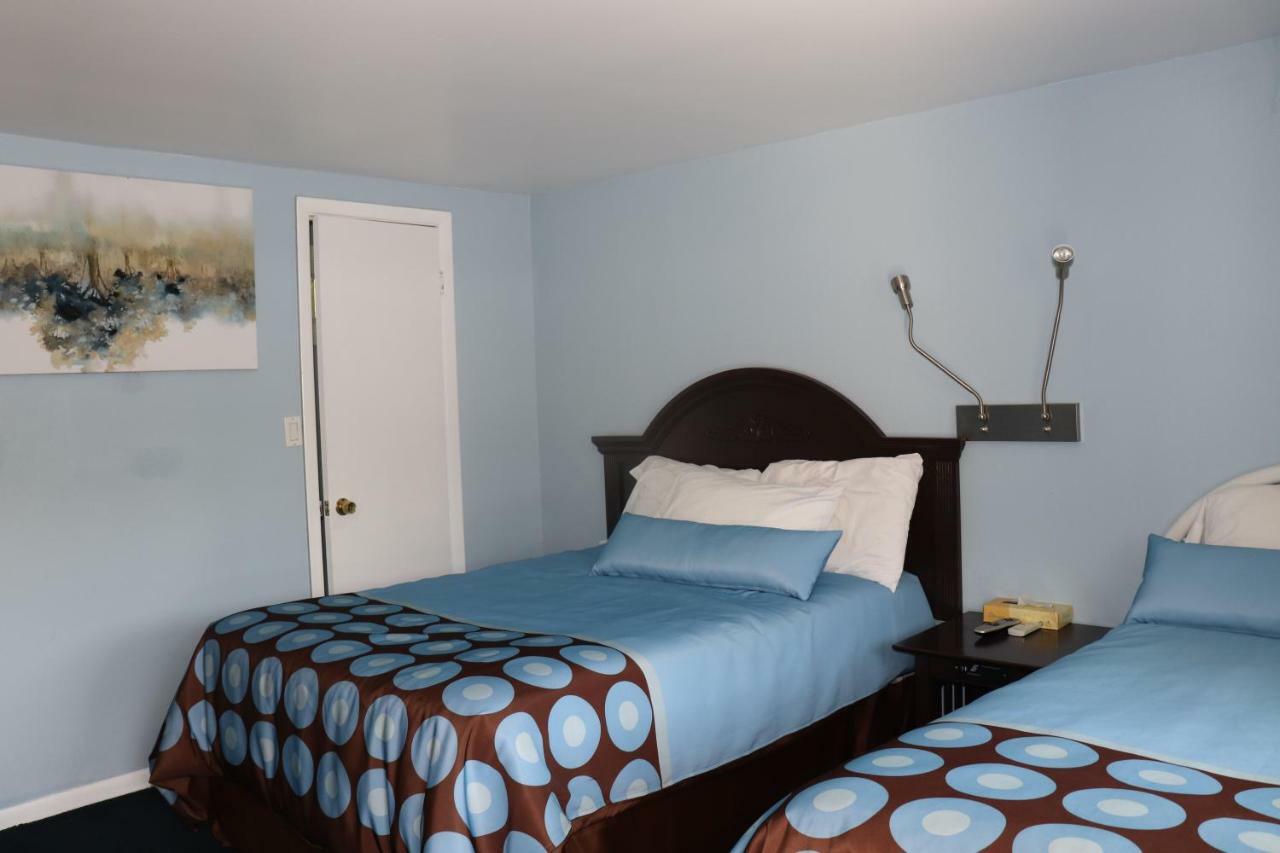 Hitching Post Country Motel Cornwall Esterno foto