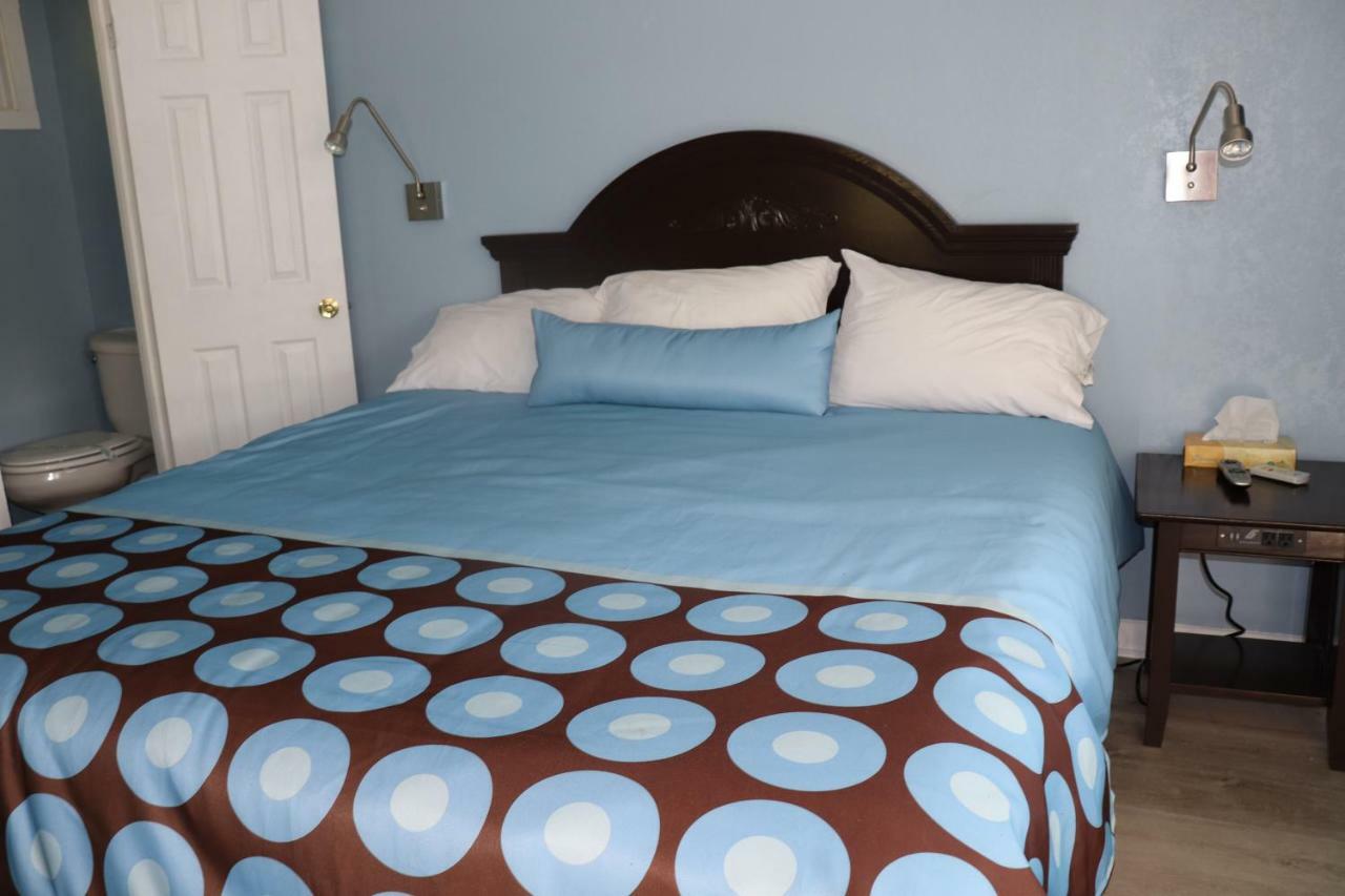 Hitching Post Country Motel Cornwall Esterno foto